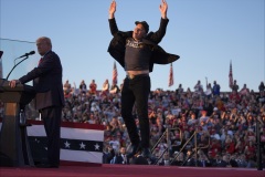 YE-Top Photos-US-Photo Gallery